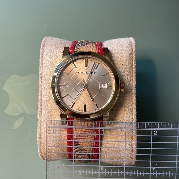 Women’s Burberry Checkstrap Gold Watch - Picture 2 of 6